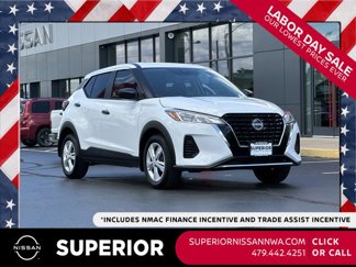 Used 2024 Nissan Kicks S image 1