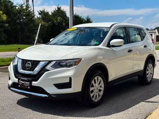 Used 2019 Nissan Rogue S image 1