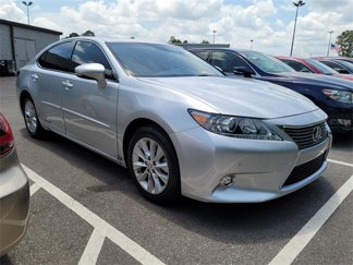 Used 2014 Lexus ES 300h image 1