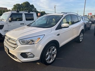 Used 2019 Ford Escape Titanium image 1