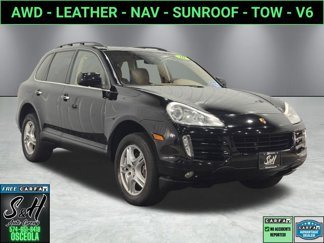 Used 2010 Porsche Cayenne image 1