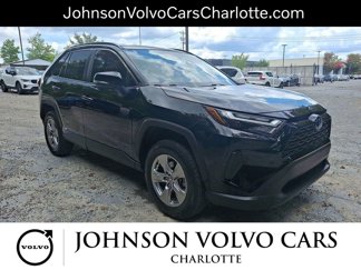 Used 2022 Toyota RAV4 XLE image 1