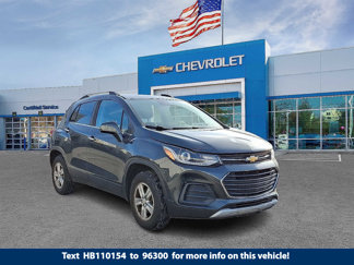 Used 2017 Chevrolet Trax LT w/ LT Convenience Package image 1