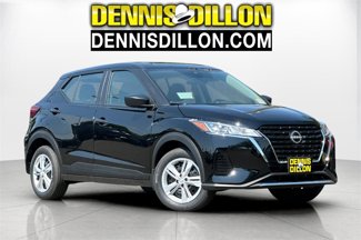 New 2025 Nissan Kicks Play S image 1