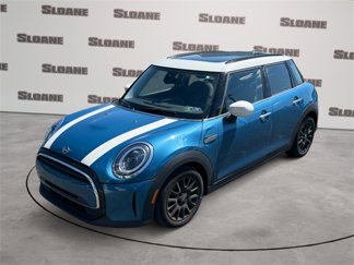 Used 2023 MINI Cooper 4-Door Hardtop image 1
