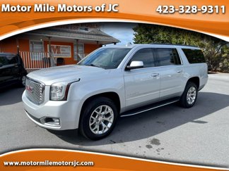 Used 2017 GMC Yukon XL SLE w/ SLE Value Package image 1