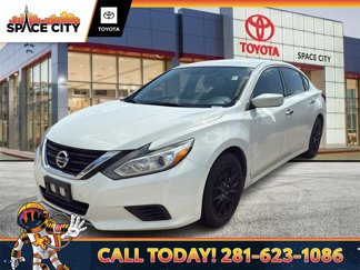 Used 2017 Nissan Altima 2.5 S image 1