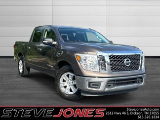 Used 2017 Nissan Titan SV image 1
