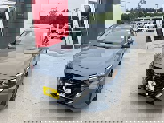 New 2025 Nissan Sentra SV w/ Trunk Package image 1