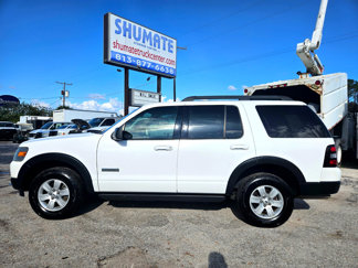 Used 2007 Ford Explorer XLT image 1
