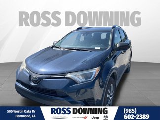 Used 2018 Toyota RAV4 LE image 1