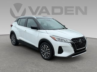 Used 2021 Nissan Kicks SV video 1