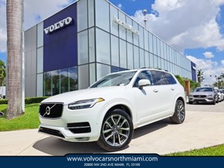 Used 2018 Volvo XC90 T5 Momentum w/ Convenience Package image 1