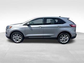 Used 2022 Ford Edge Titanium image 1