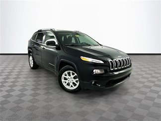 Used 2015 Jeep Cherokee Latitude image 1