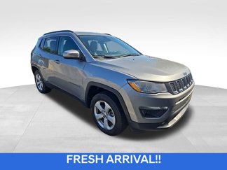 Used 2020 Jeep Compass Latitude w/ Cold Weather Group image 1