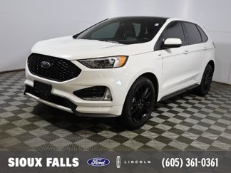 Certified 2021 Ford Edge ST-Line w/ Class II Trailer Tow Package image 1
