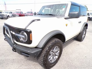 New 2025 Ford Bronco Badlands image 1