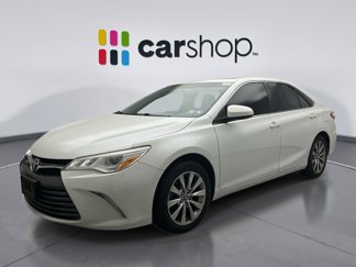 Used 2017 Toyota Camry XLE image 1