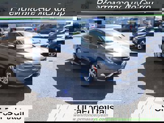 Used 2016 Chrysler 200 Limited image 1