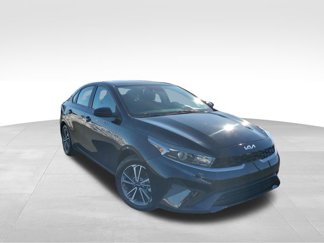 Used 2022 Kia Forte LXS image 1