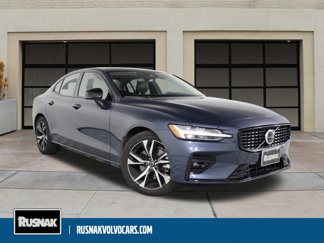 Certified 2025 Volvo S60 B5 Core image 1