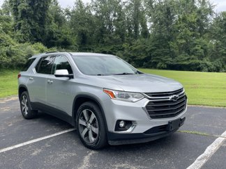 Used 2018 Chevrolet Traverse LT image 1