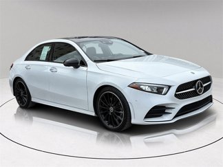 Used 2020 Mercedes-Benz A 220 image 1