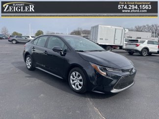Used 2024 Toyota Corolla LE image 1