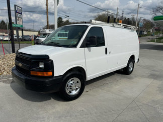 Used 2011 Chevrolet Express 2500 image 1