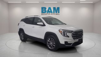 Certified 2023 GMC Terrain SLT image 1