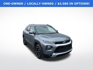 Used 2021 Chevrolet TrailBlazer LT w/ Sun and Liftgate Package image 1