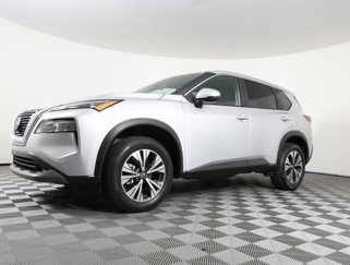 Used 2022 Nissan Rogue SV image 1