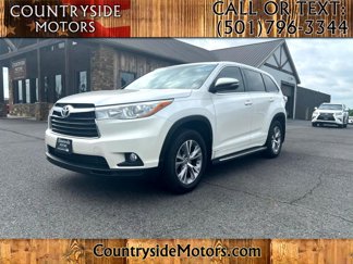 Used 2016 Toyota Highlander LE image 1