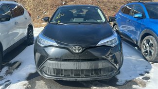 Used 2021 Toyota C-HR LE image 1