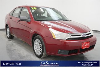 Used 2010 Ford Focus SE image 1