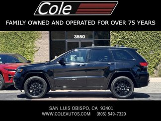 Used 2022 Jeep Grand Cherokee Laredo X image 1
