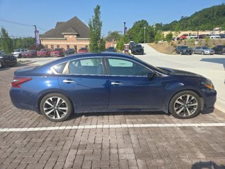 Used 2017 Nissan Altima 2.5 SR image 1