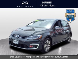 Used 2017 Volkswagen e-Golf SEL Premium image 1