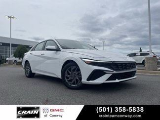 Used 2024 Hyundai Elantra SEL image 1