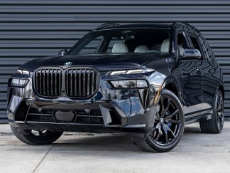 Used 2025 BMW X7 xDrive40i w/ M Sport Package image 1
