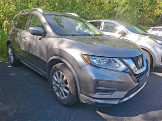 Used 2018 Nissan Rogue SV image 1