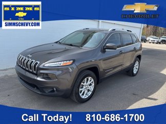 Used 2017 Jeep Cherokee Latitude w/ Cold Weather Group image 1