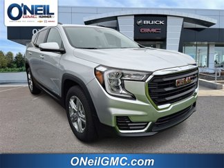 Used 2022 GMC Terrain SLE w/ Driver Convenience Package image 1