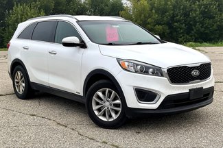 Used 2017 Kia Sorento LX image 1