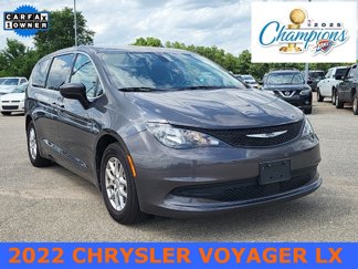 Used 2022 Chrysler Voyager LX image 1