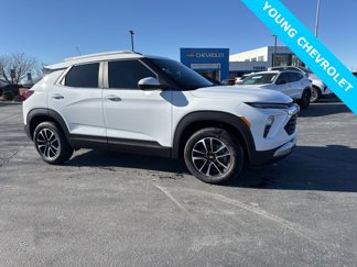 New 2025 Chevrolet TrailBlazer LT w/ Convenience Package image 1