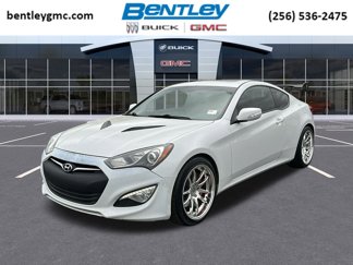 Used 2013 Hyundai Genesis 3.8 image 1