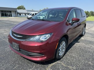 Used 2019 Chrysler Pacifica LX image 1