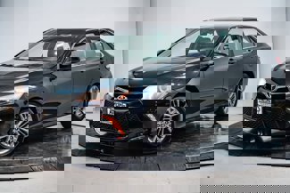 Used 2016 Toyota Camry SE image 1